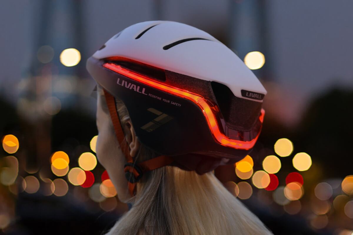 Smart shop bike helmet